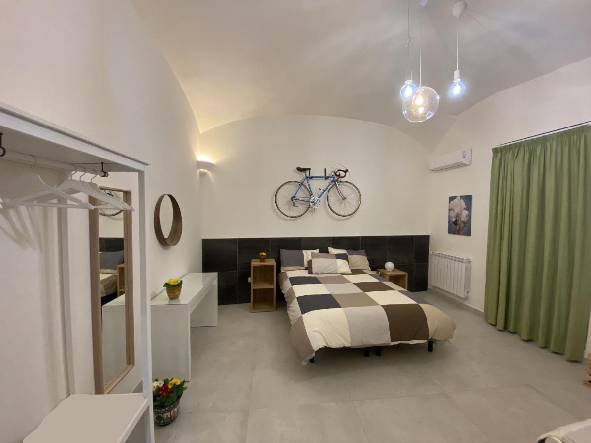 Casa Falo' Наполи Екстериор снимка